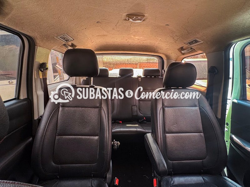 4.Interior Carro.JPG